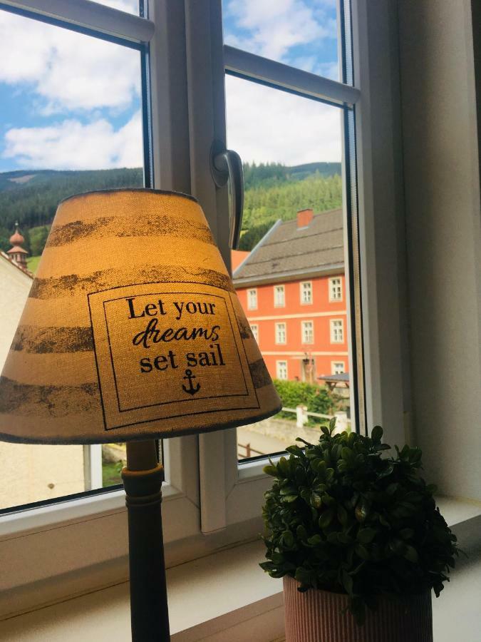 Alpenaquarium Grueblsee - Fewo Elfi Vordernberg Bagian luar foto